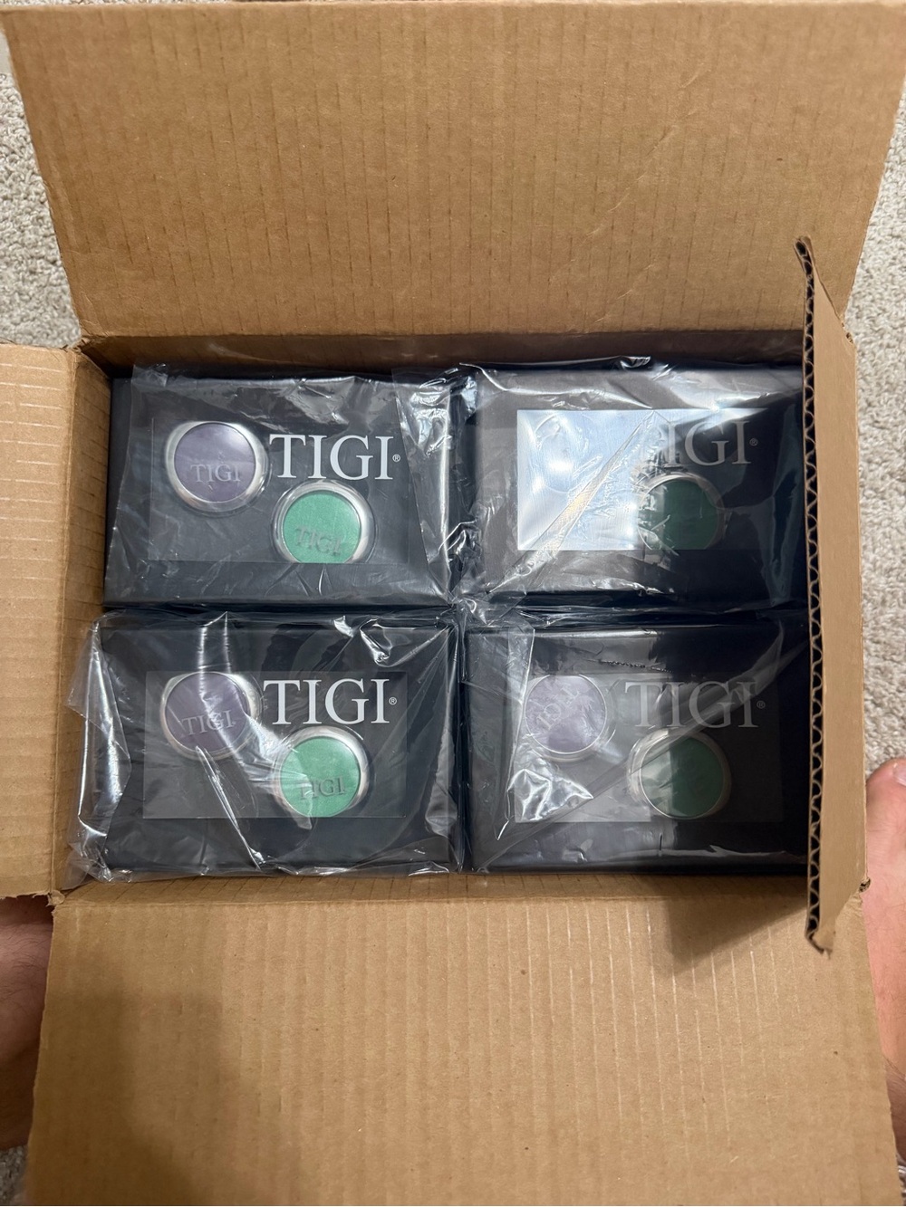 24 pieces! TIGI 2 piece set Eye Shadow